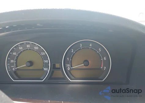 2008 BMW 750Li z USA, uszkodzony, nr VIN WBAHN83558DT84966